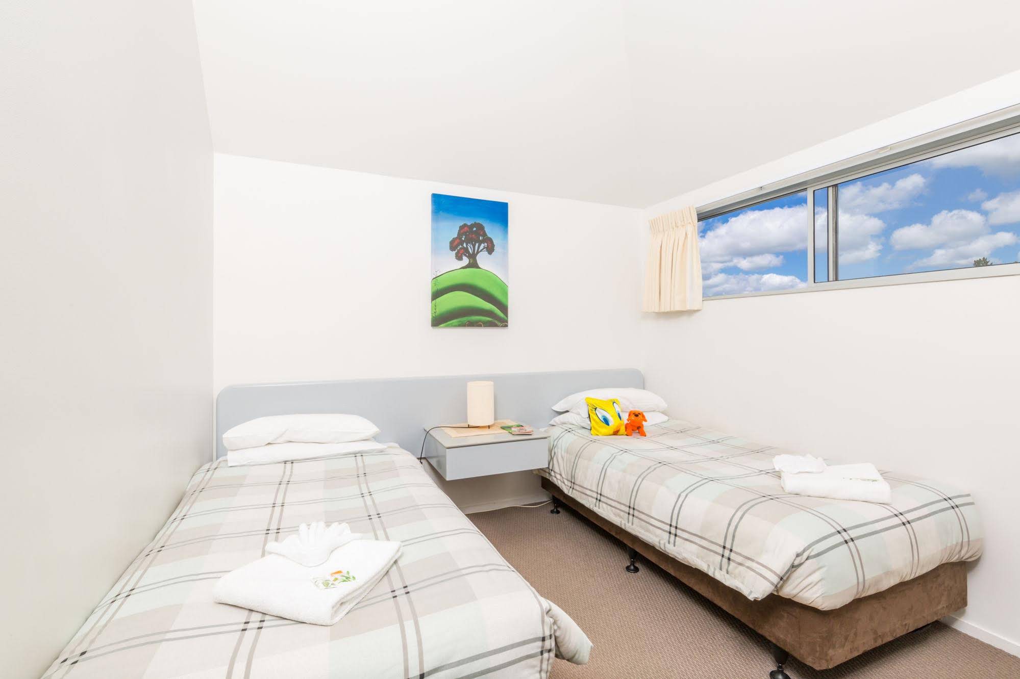 Aloha Seaview Resort Motel