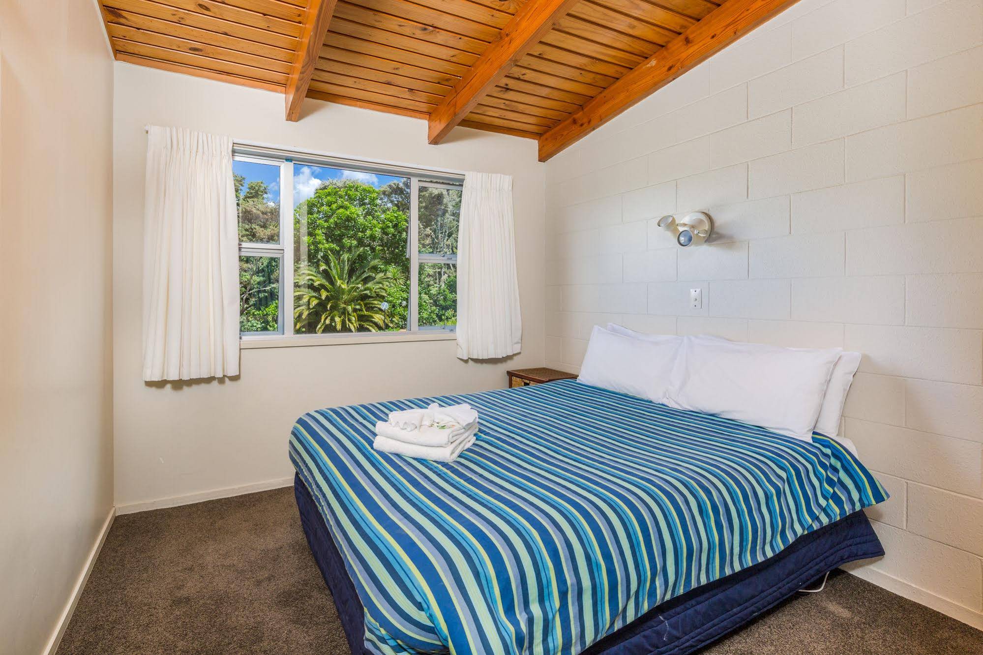 Aloha Seaview Resort Motel