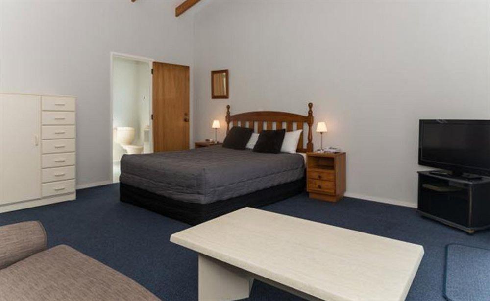 Edelweiss Motel