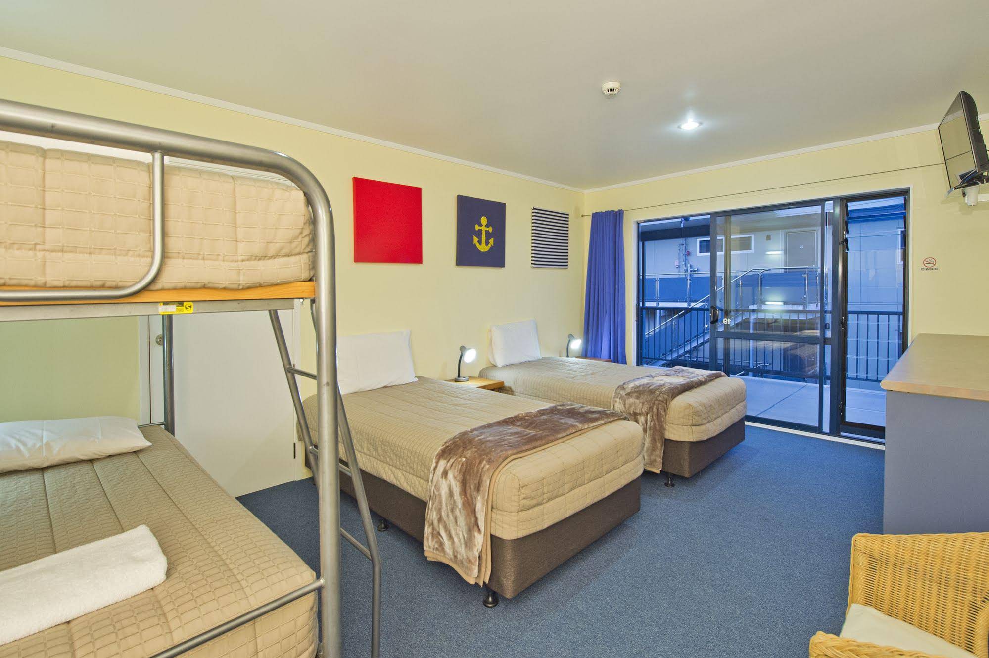 Saltwater Lodge