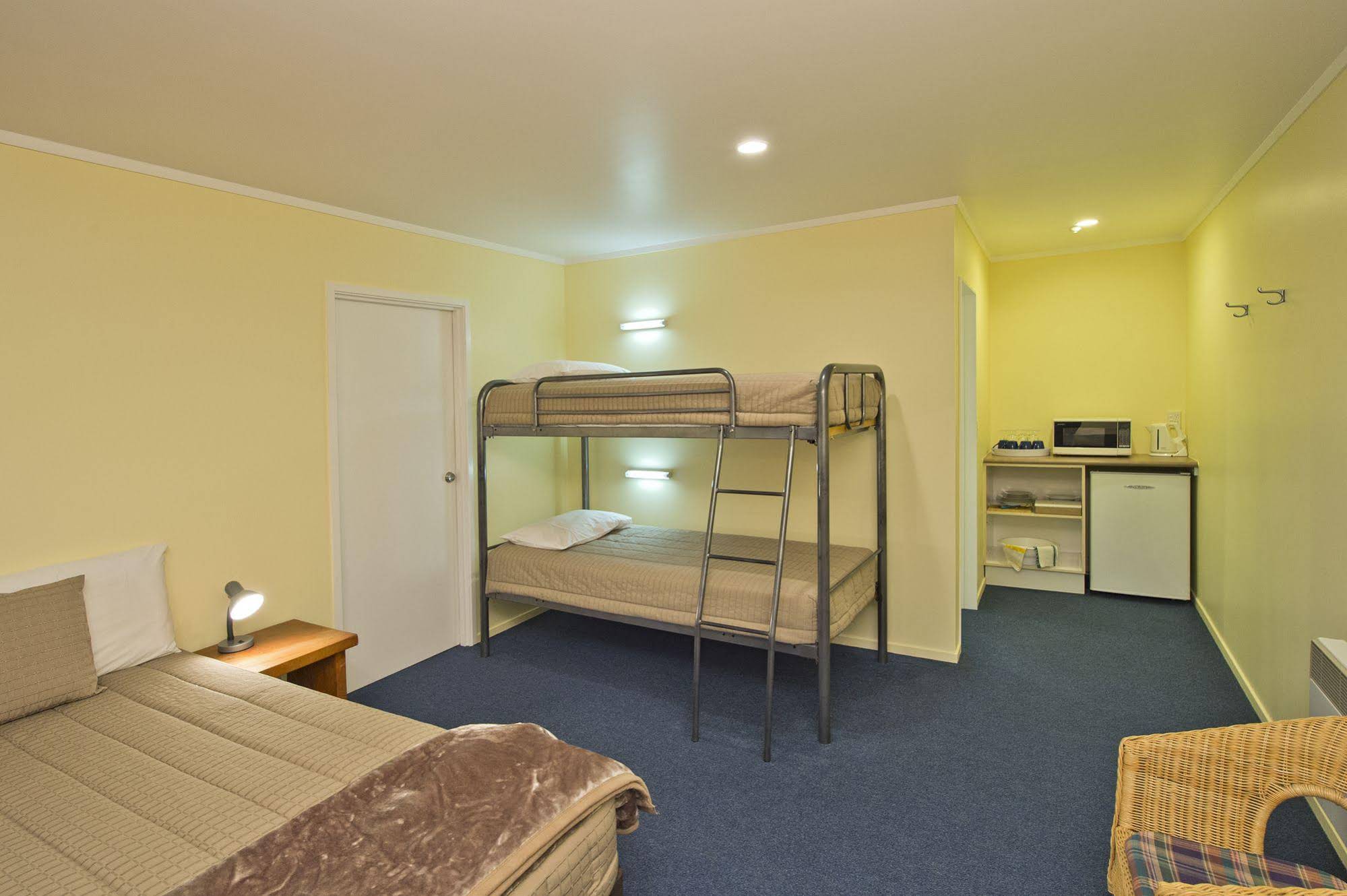 Saltwater Lodge