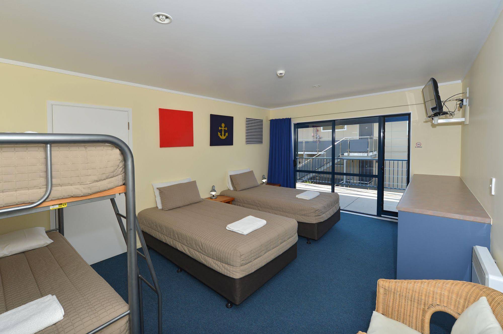 Saltwater Lodge