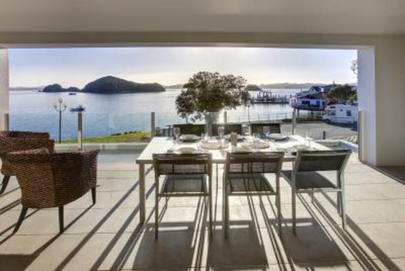 The Waterfront Suites