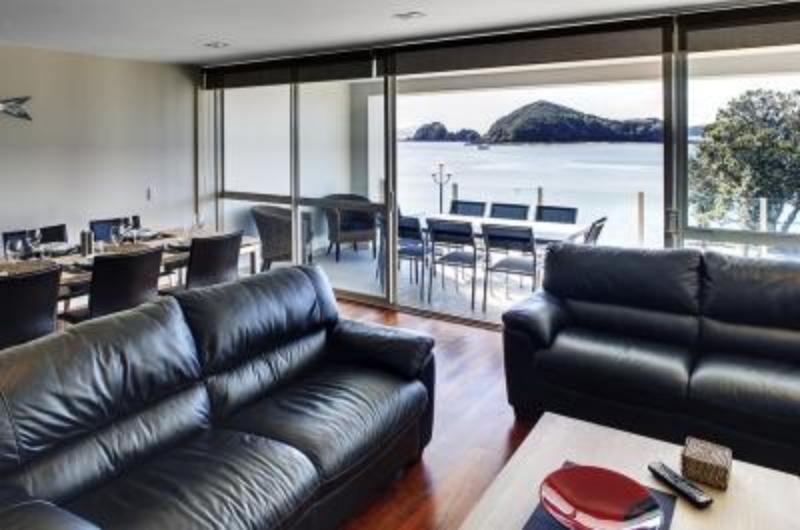 The Waterfront Suites