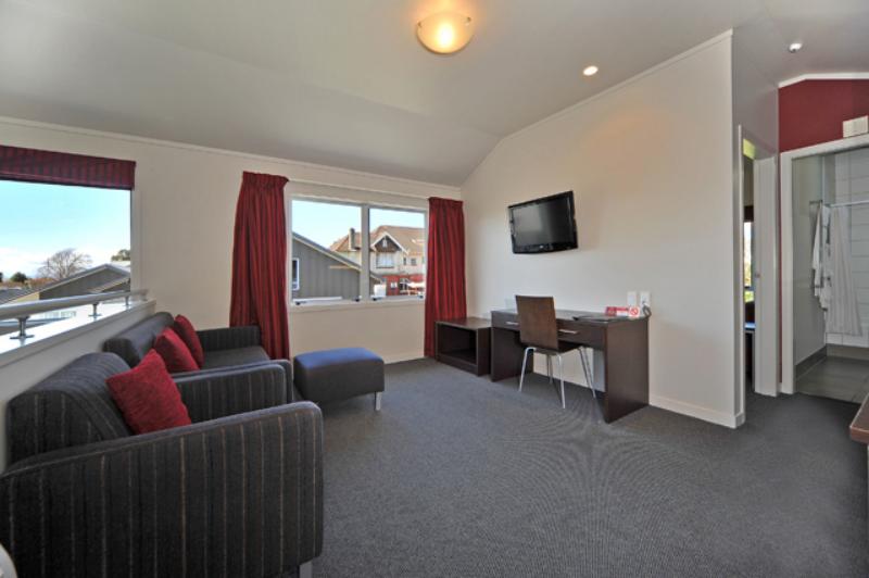 Arena Lodge