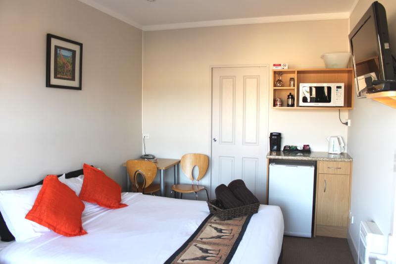 Big Five Motel