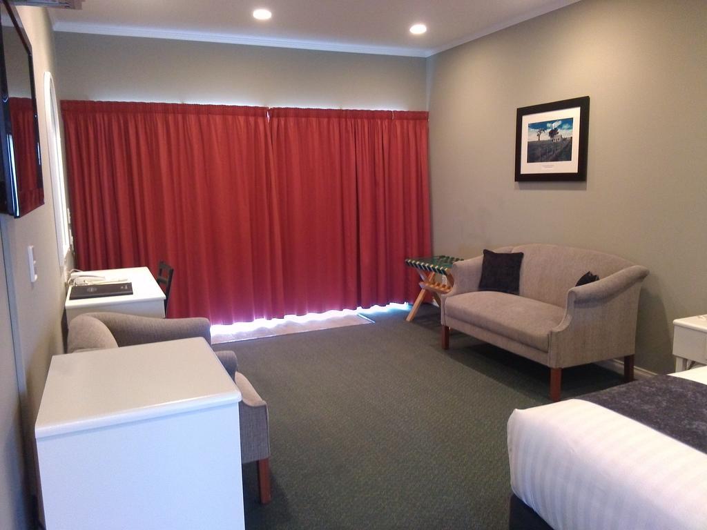 Cornwall Motor Lodge