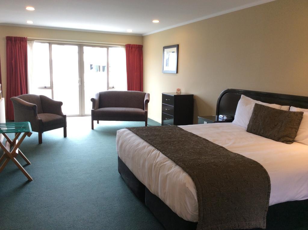 Cornwall Motor Lodge