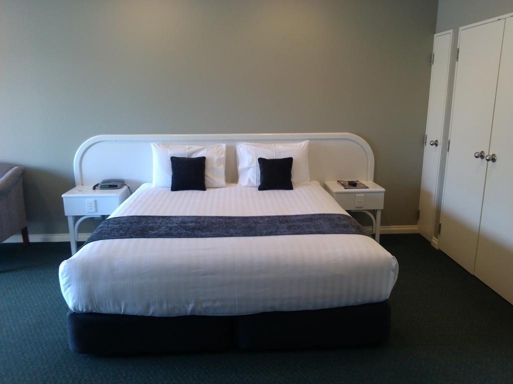 Cornwall Motor Lodge