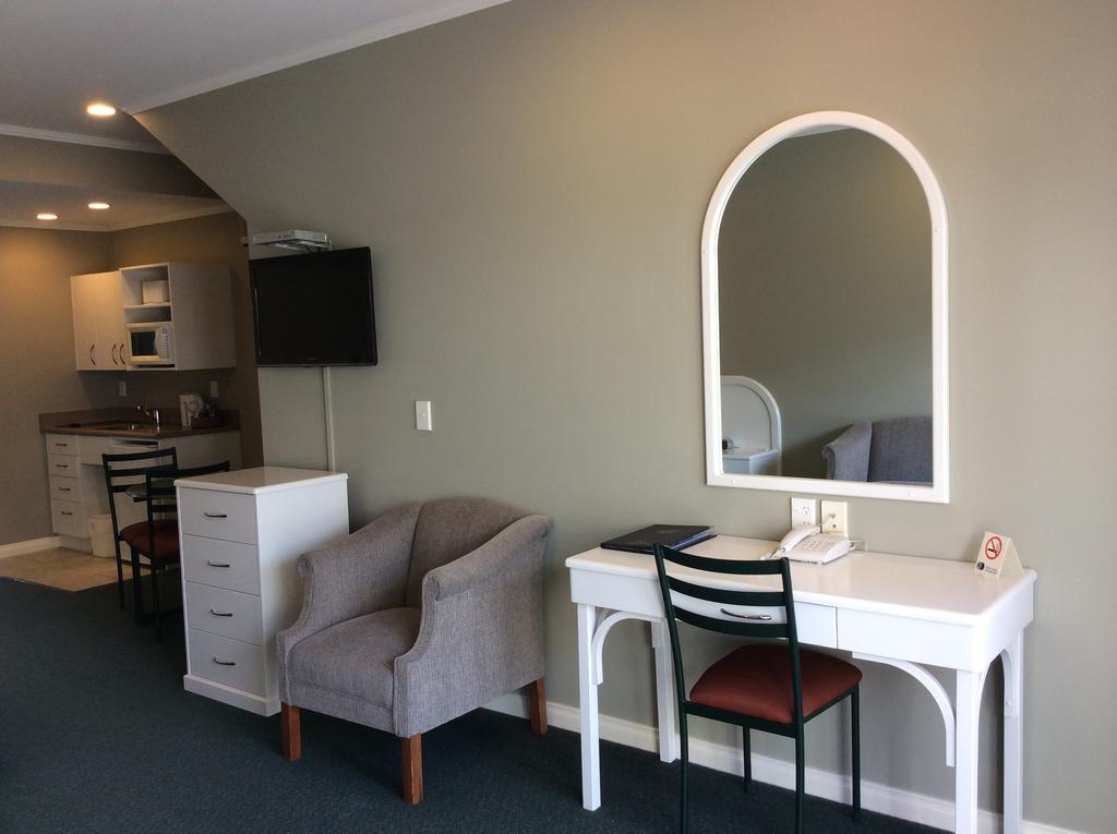 Cornwall Motor Lodge