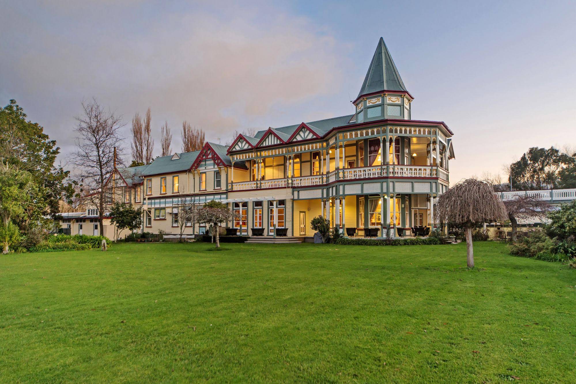 Highden Manor Estate