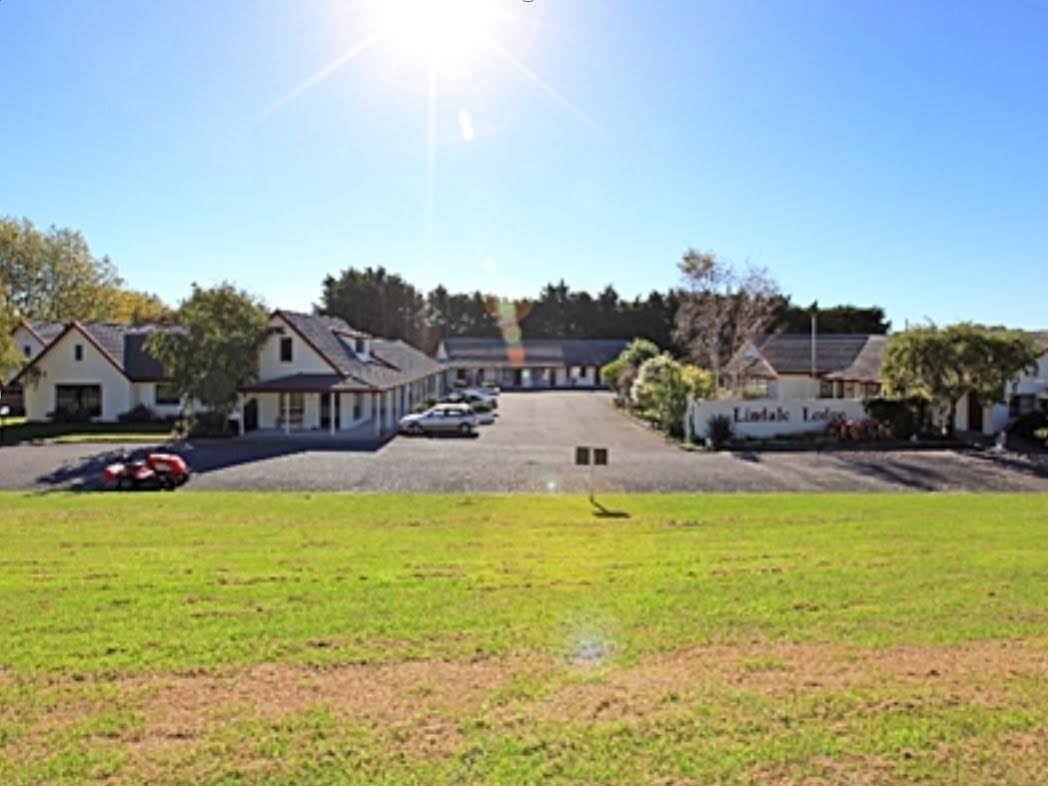 Kapiti Lindale Motel & Conference Centre