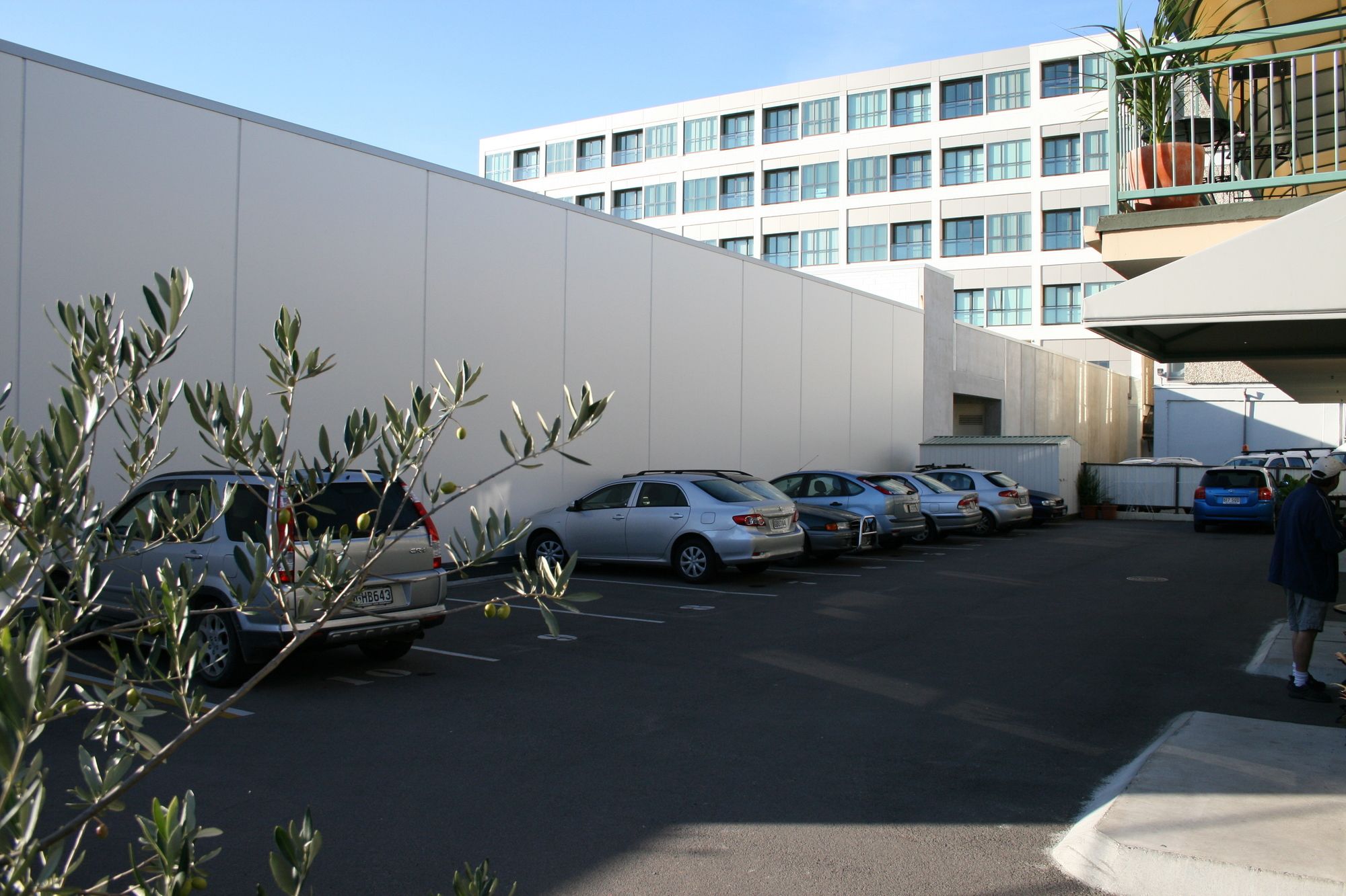 Astray Motel & Backpackers