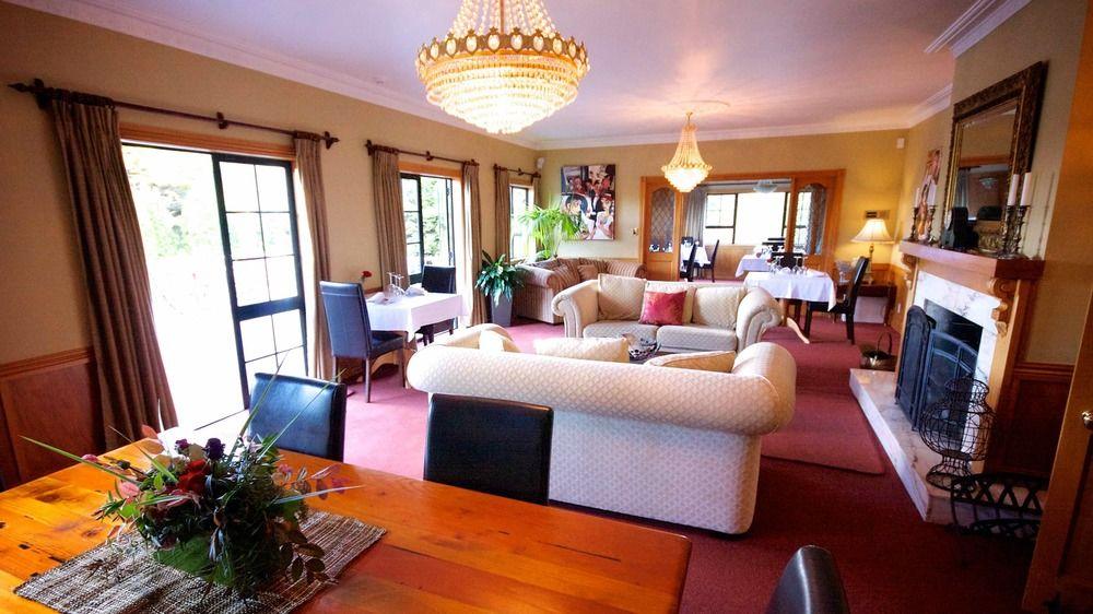 Hana Lodge