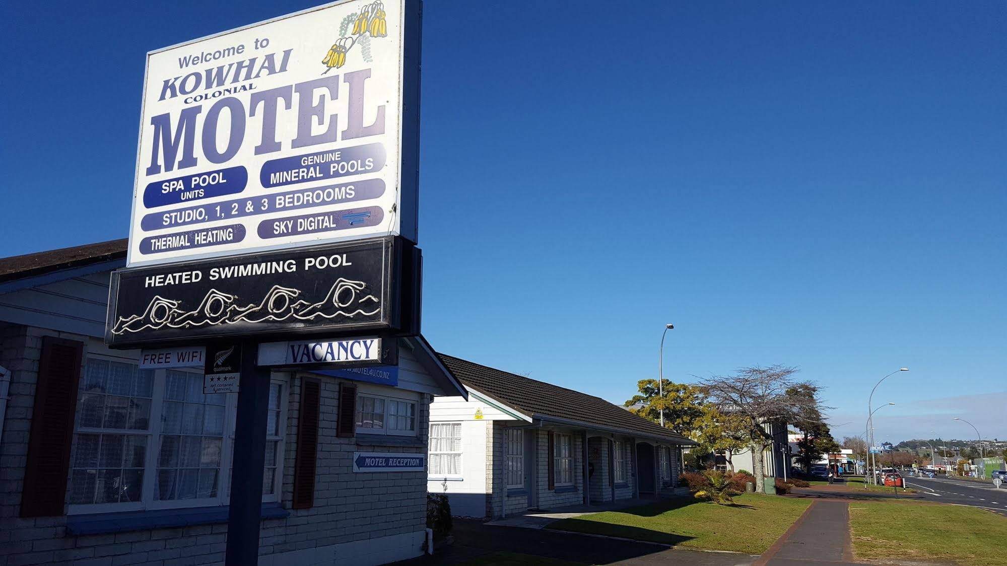 Kowhai and Colonial Motel