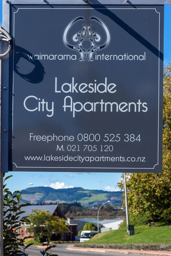 Lakeside City Apartments - Penthouse and Studio
