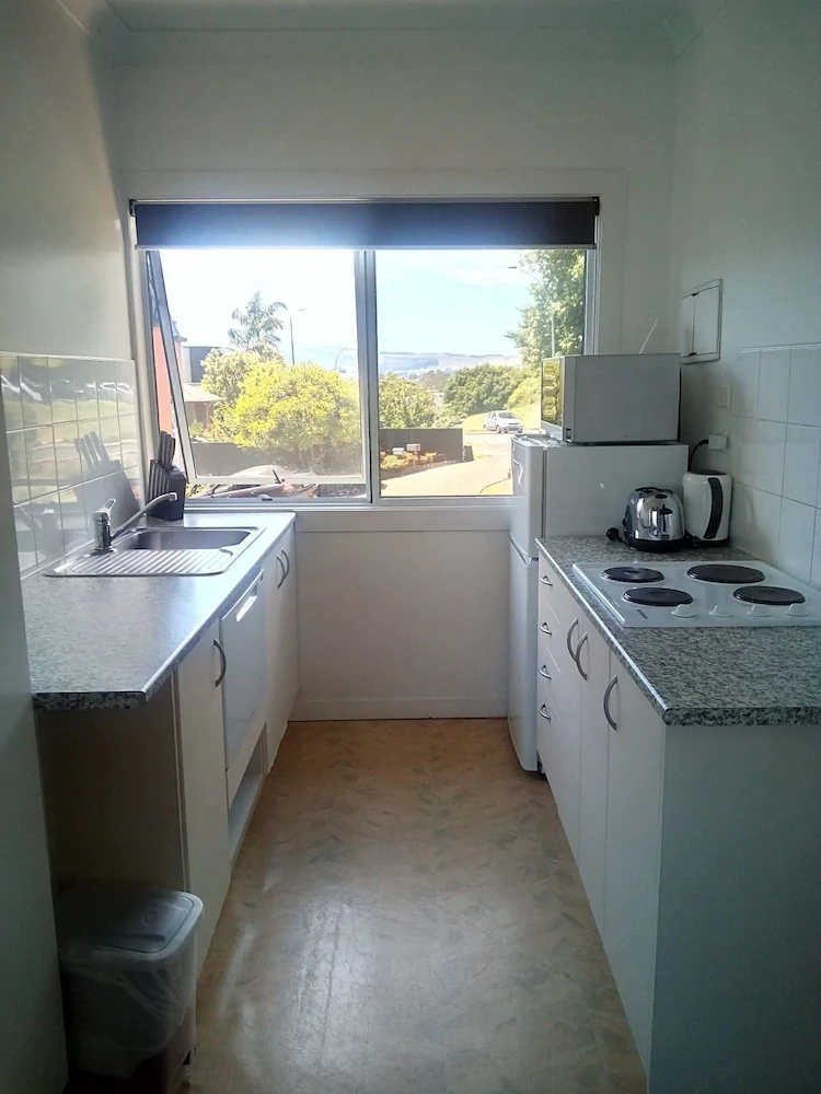 Lakeside City Apartments - Penthouse and Studio