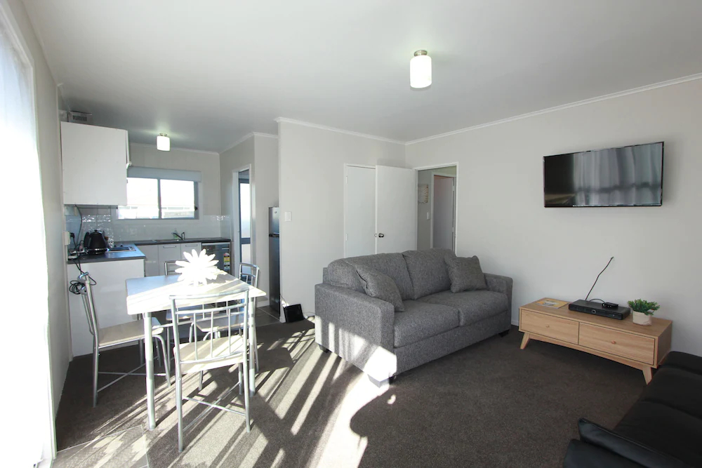 Rose Apartments