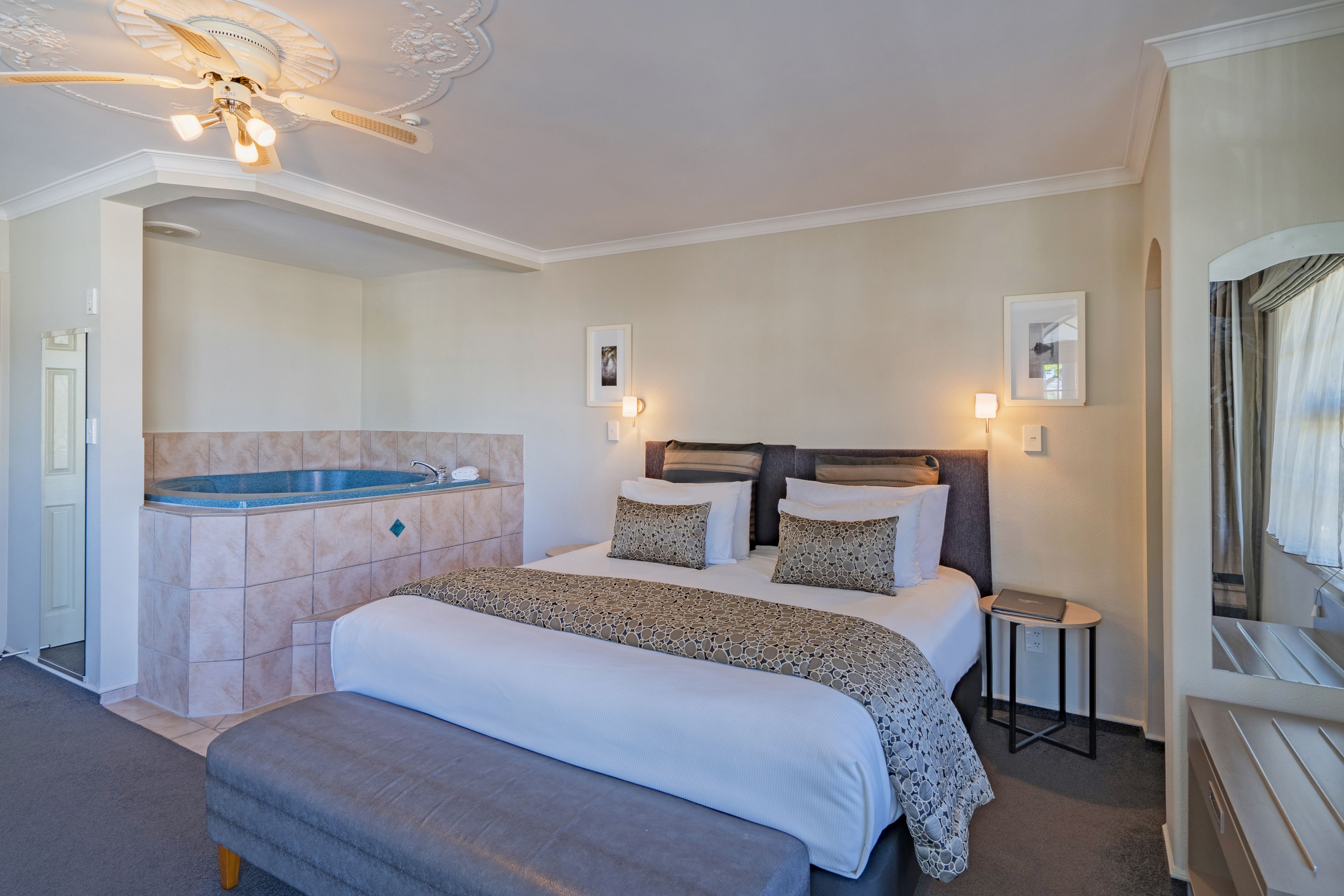 Silver Fern Rotorua Suites & Spa