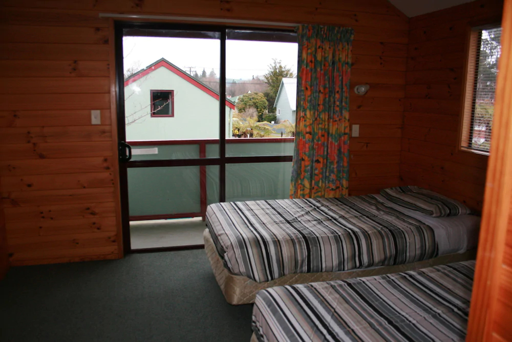 The Backyard Inn