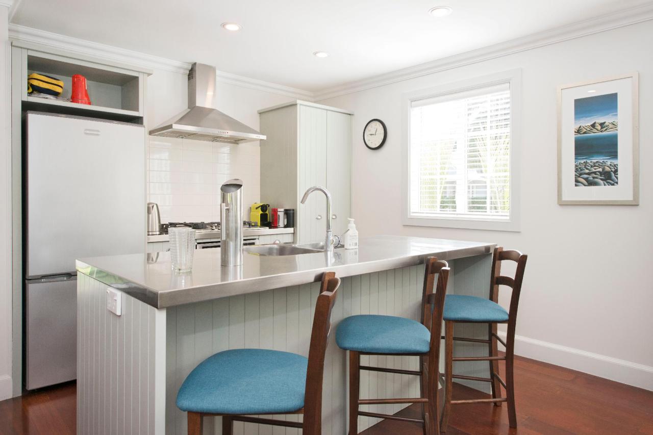 Chapel Cottage - Bay Of Islands Holiday Home