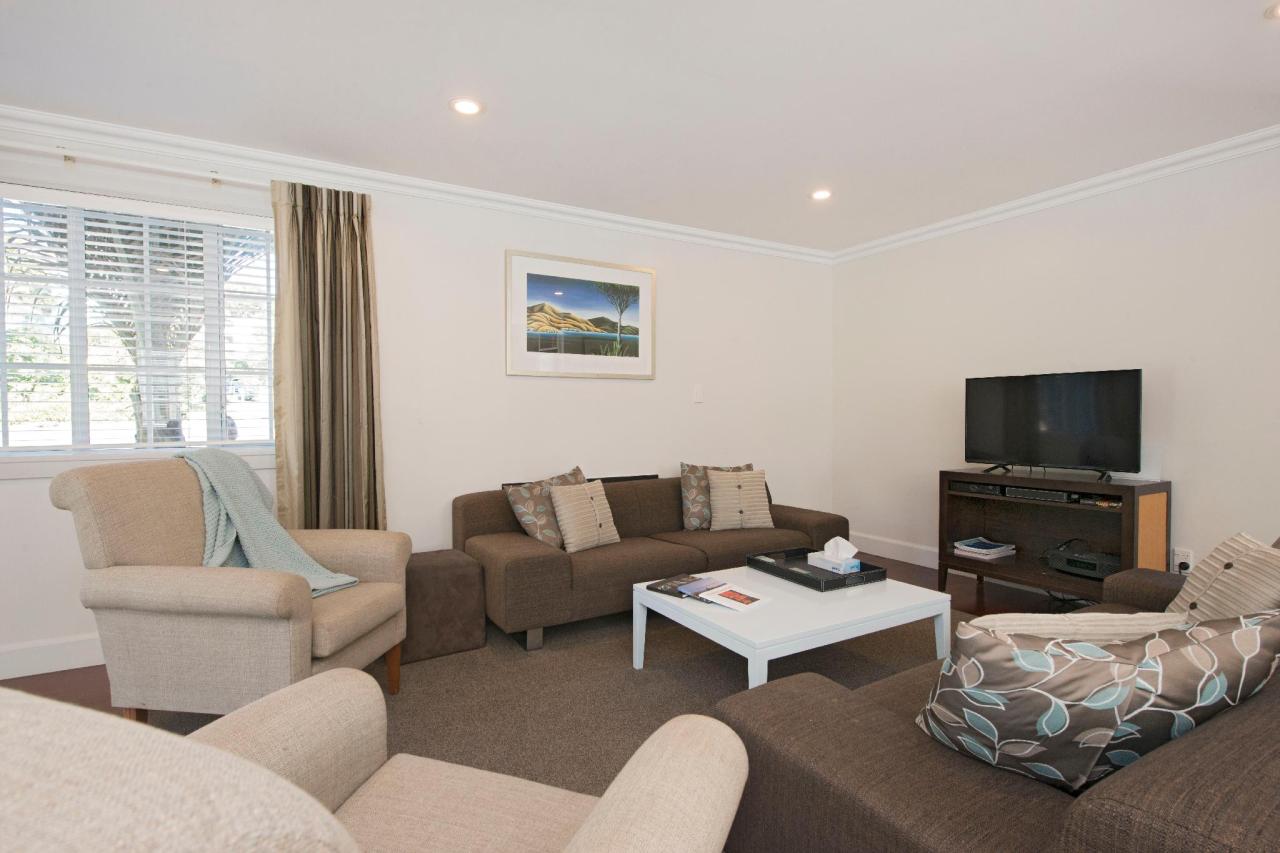 Chapel Cottage - Bay Of Islands Holiday Home