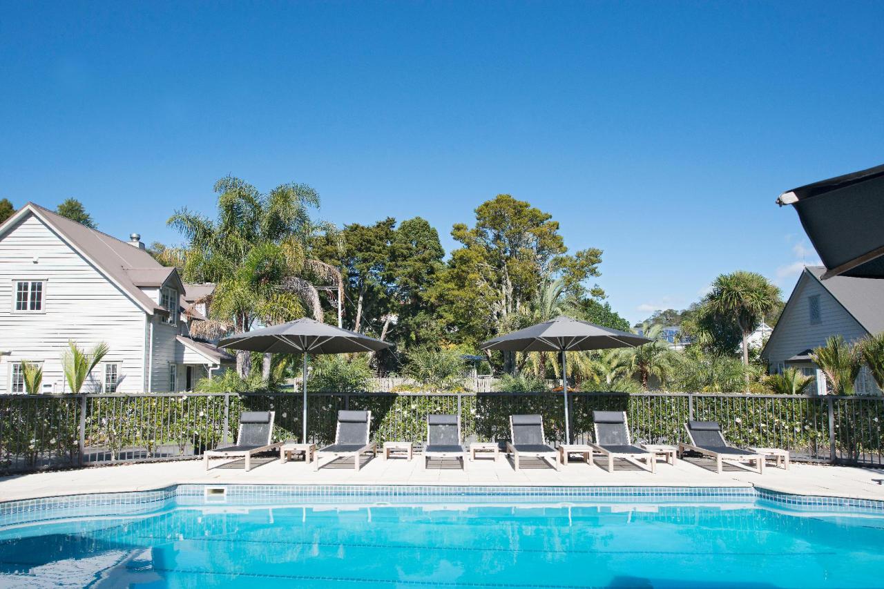 Chapel Cottage - Bay Of Islands Holiday Home