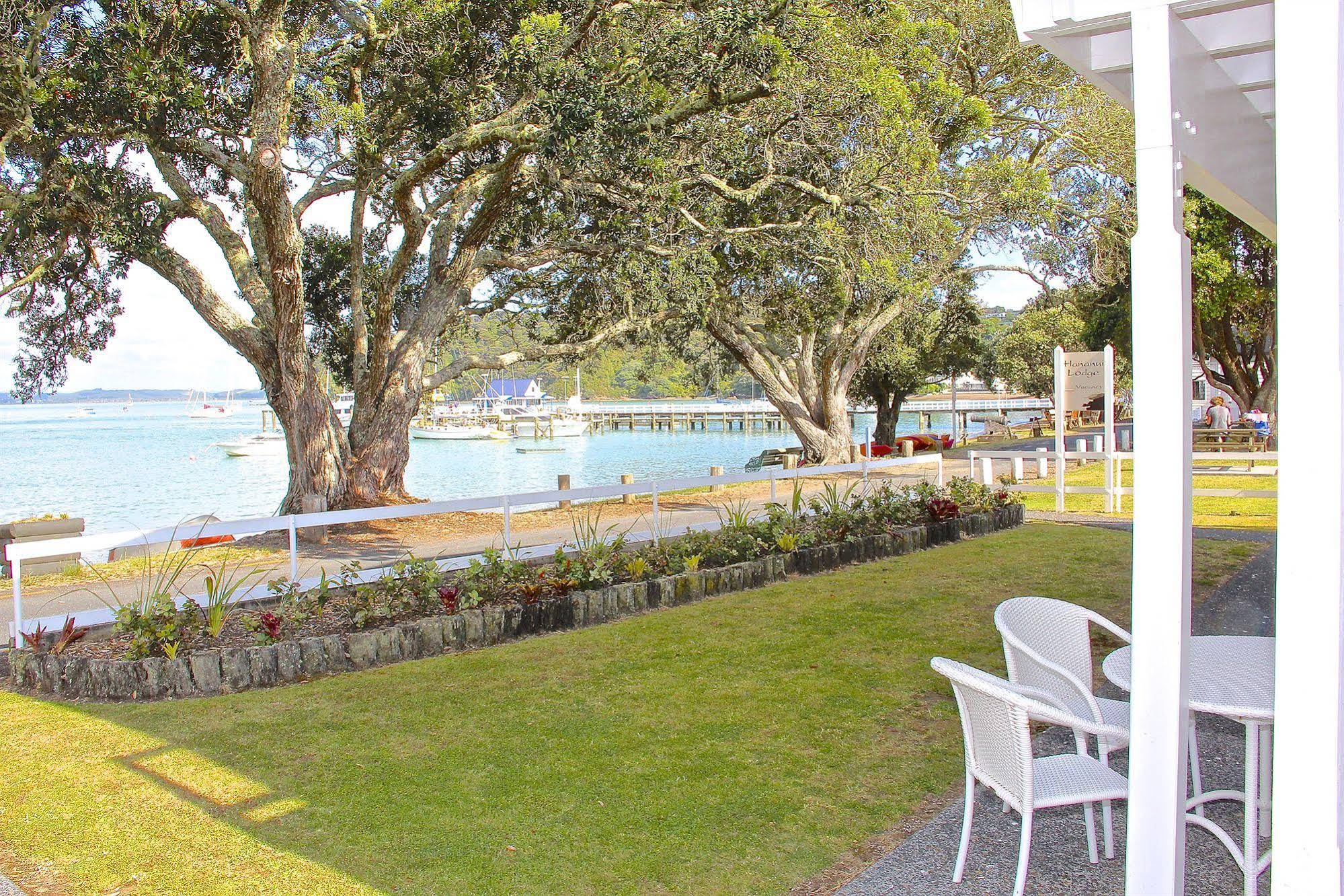 Hananui Lodge and Apartments