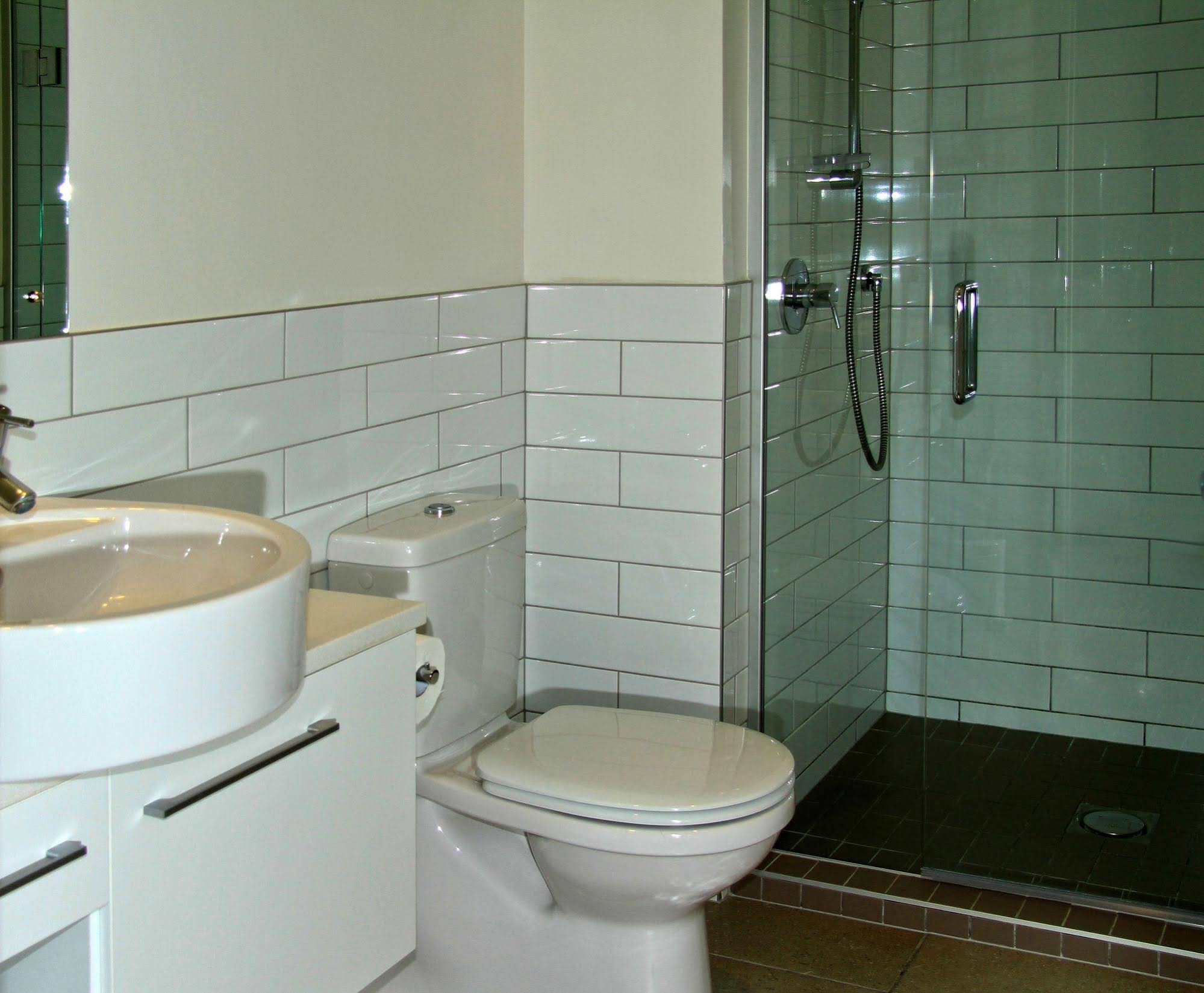 Hananui Lodge and Apartments