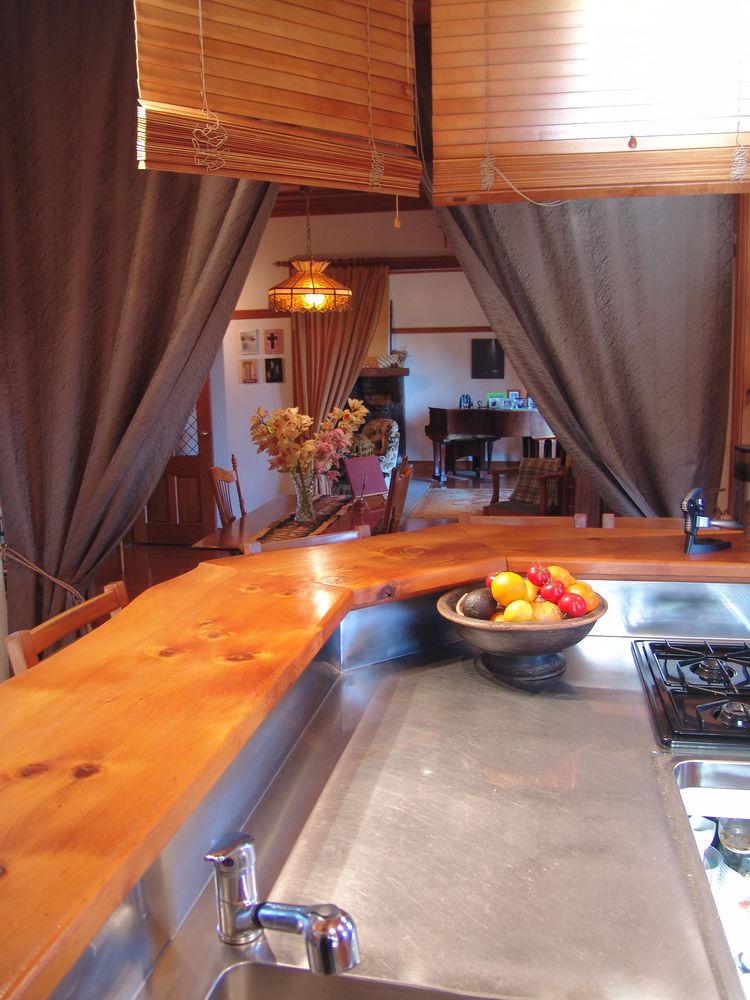 Orongo Bay Homestead