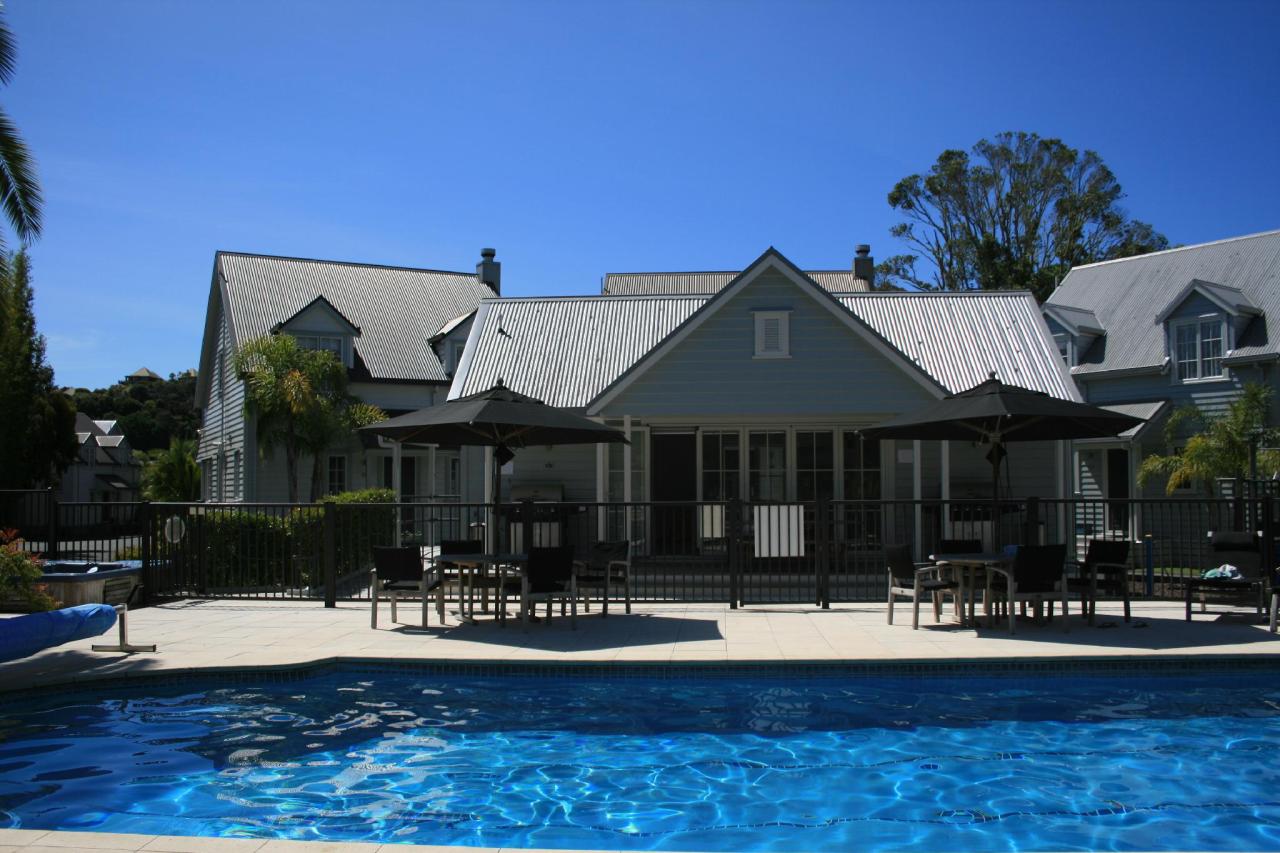 Settler's Cottage - Bay Of Islands Holiday Homes
