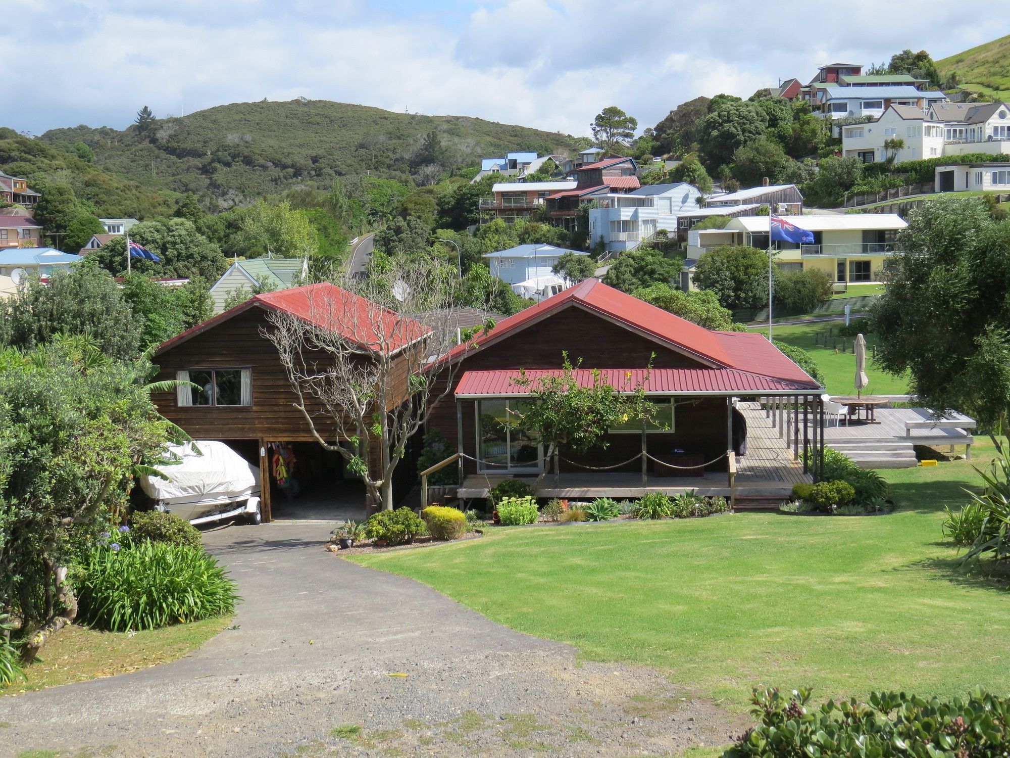 Tapeka Del Mar Beachfront Holiday Home