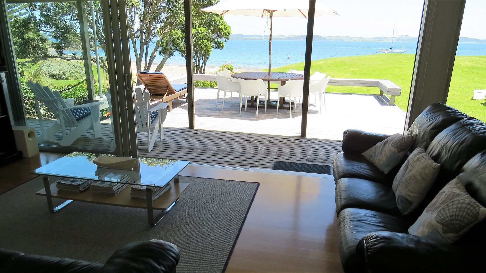 Tapeka Del Mar Beachfront Holiday Home