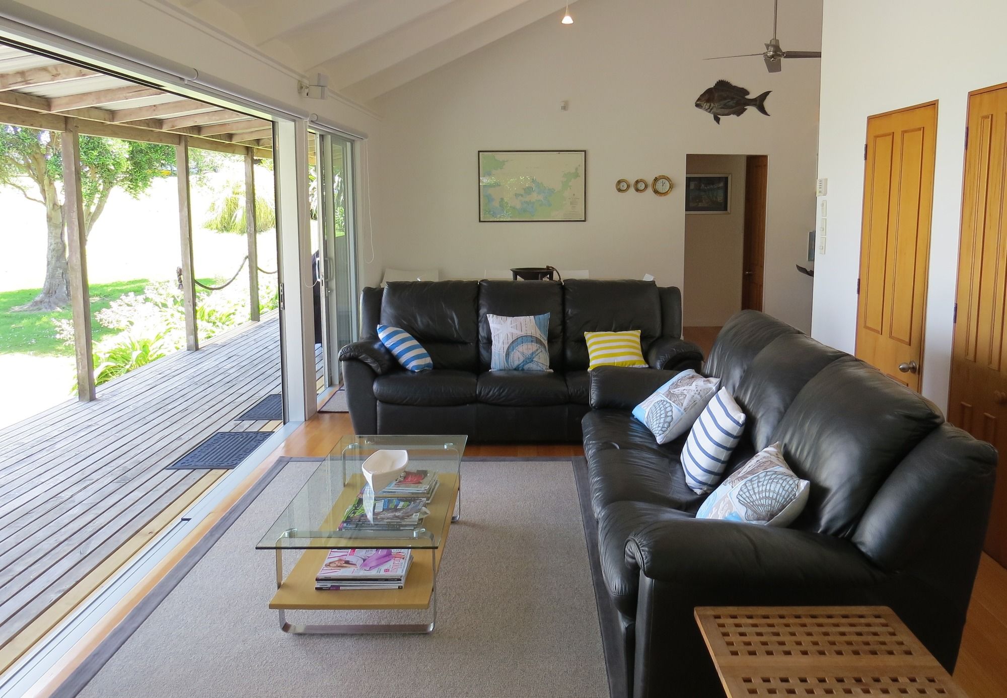 Tapeka Del Mar Beachfront Holiday Home