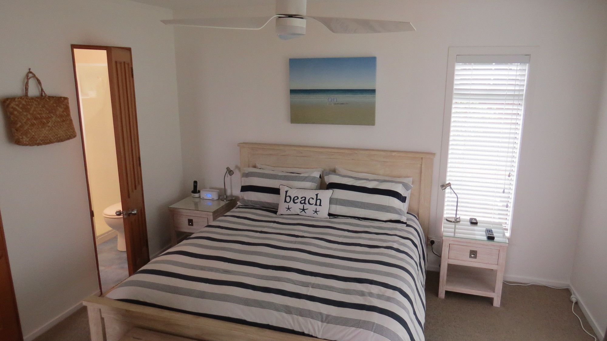 Tapeka Del Mar Beachfront Holiday Home
