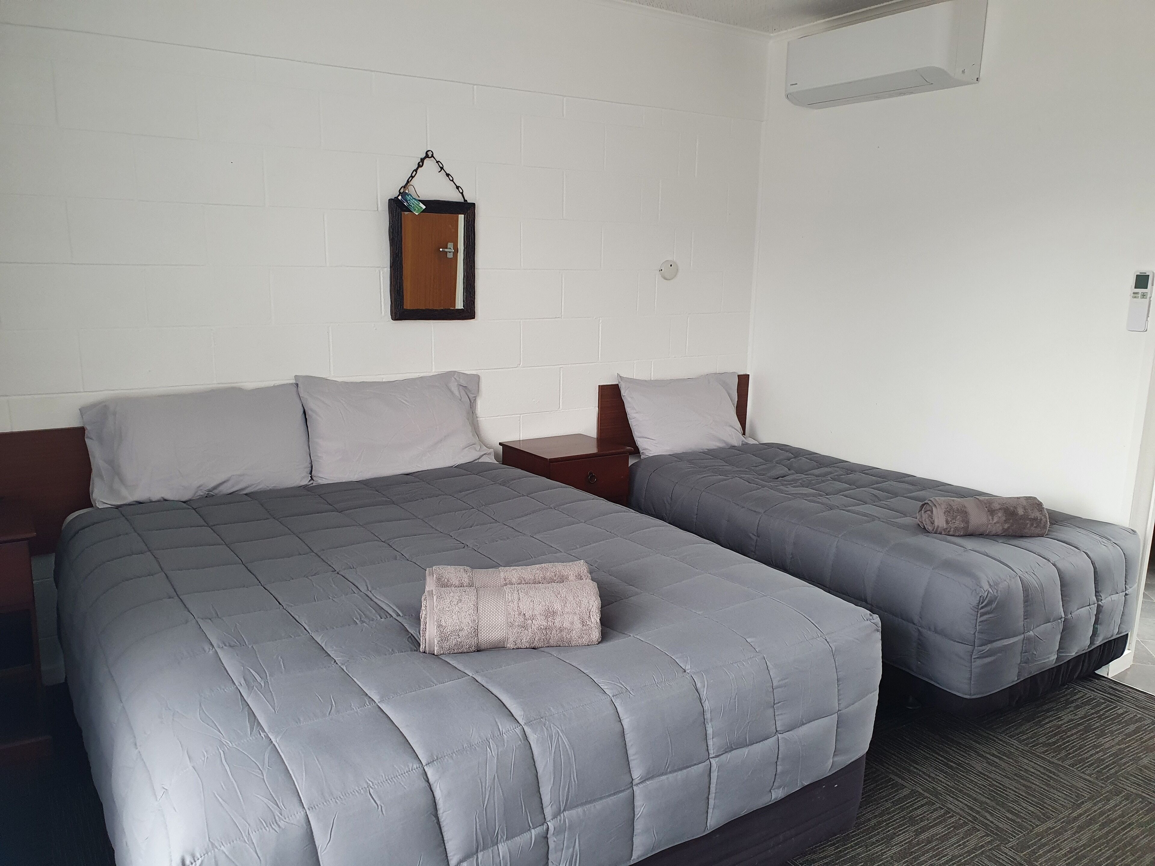 Brooklyne Motel Sanson