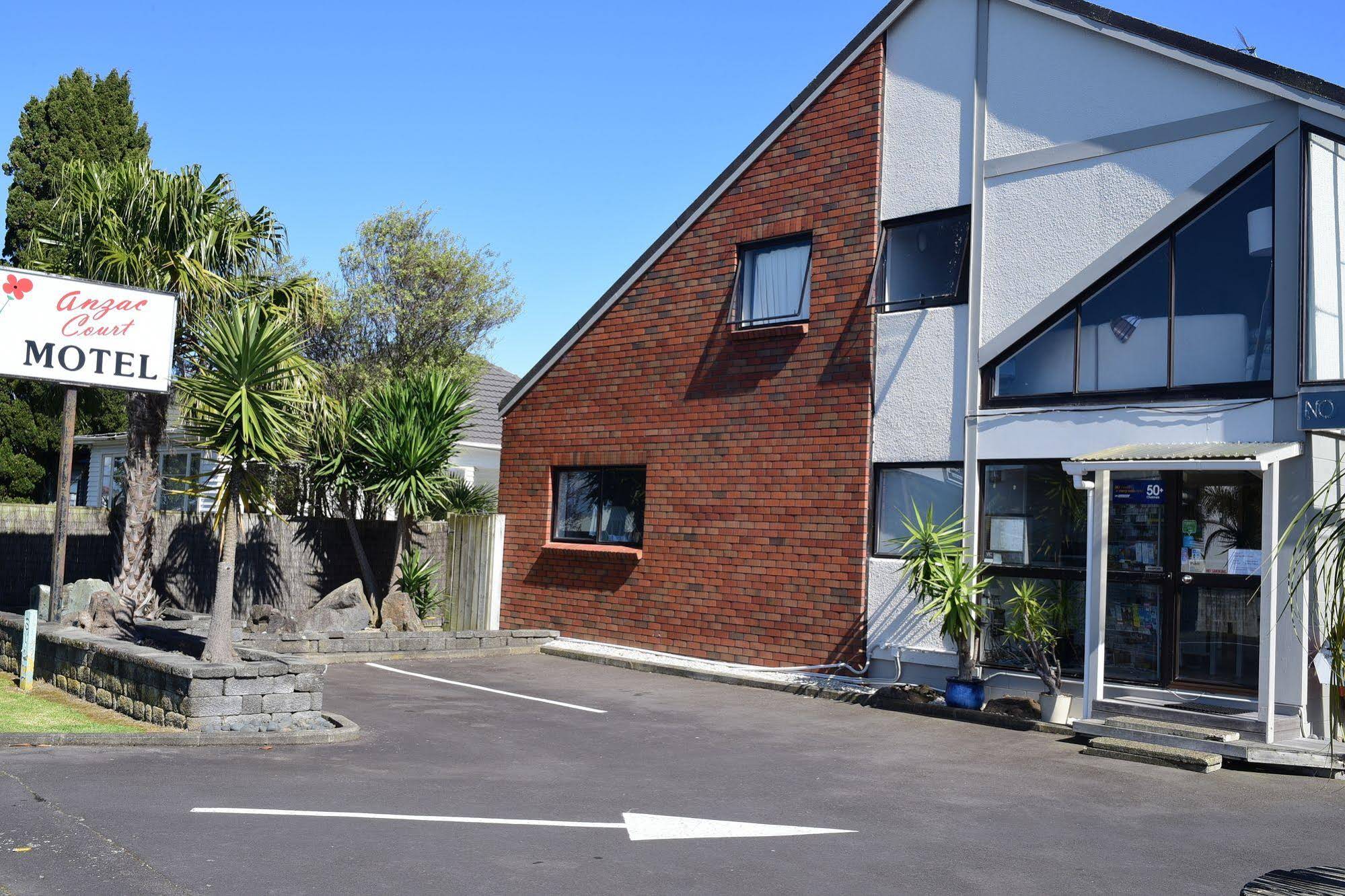 Anzac Court Motel