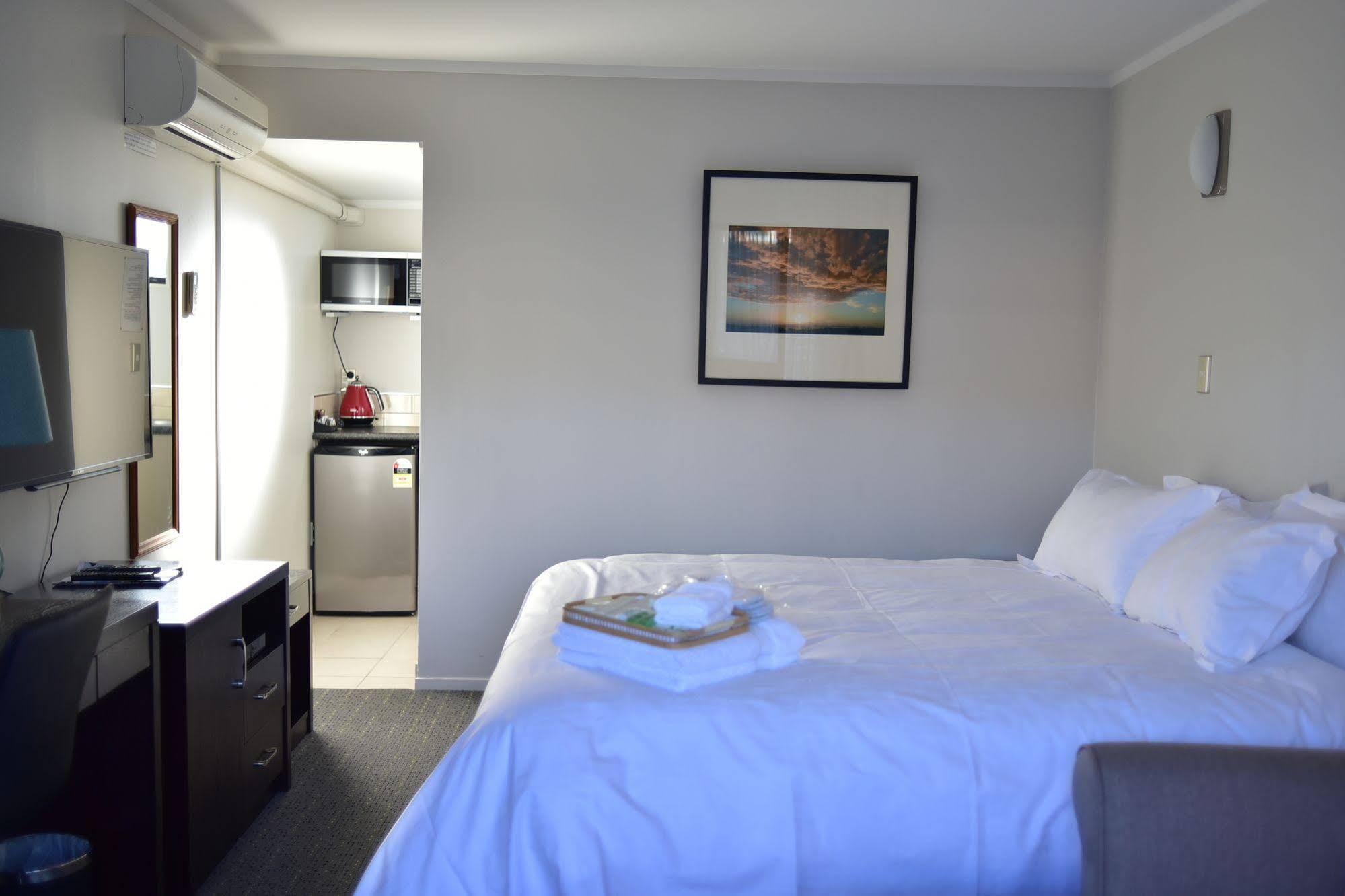 Anzac Court Motel