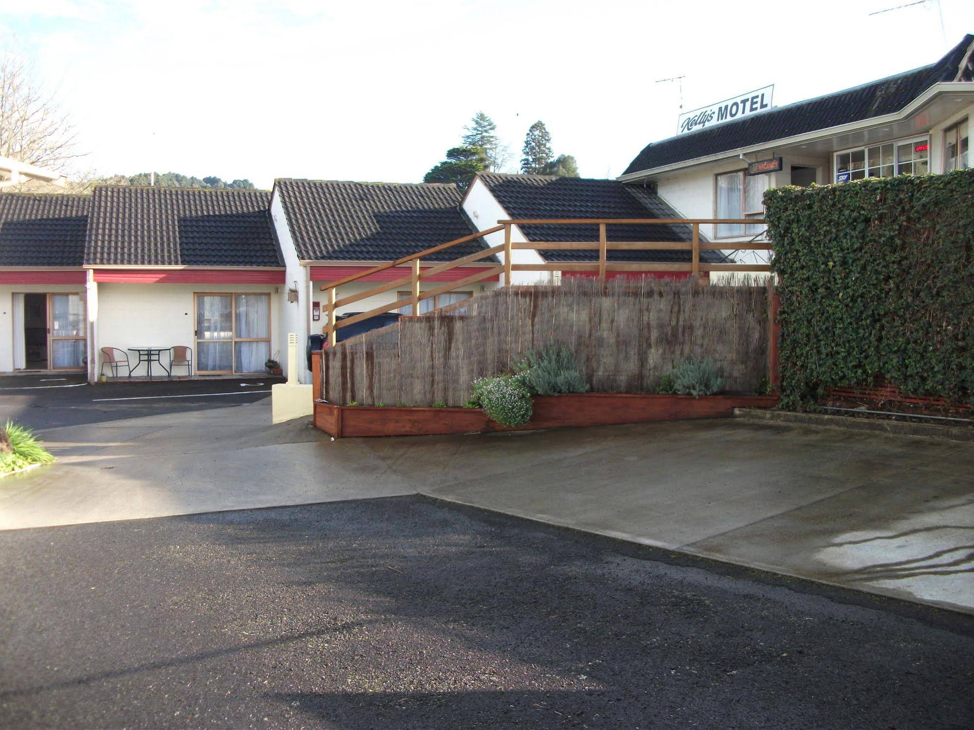 Kelly's Motel