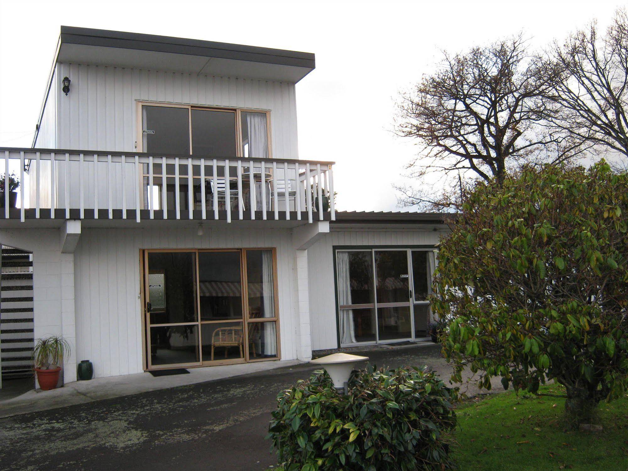 Adelphi Motel