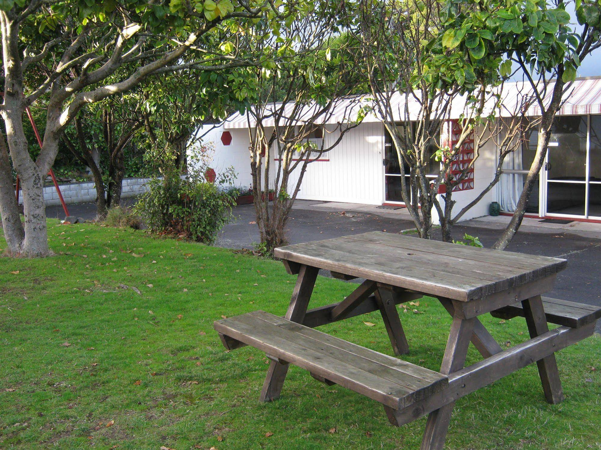 Adelphi Motel