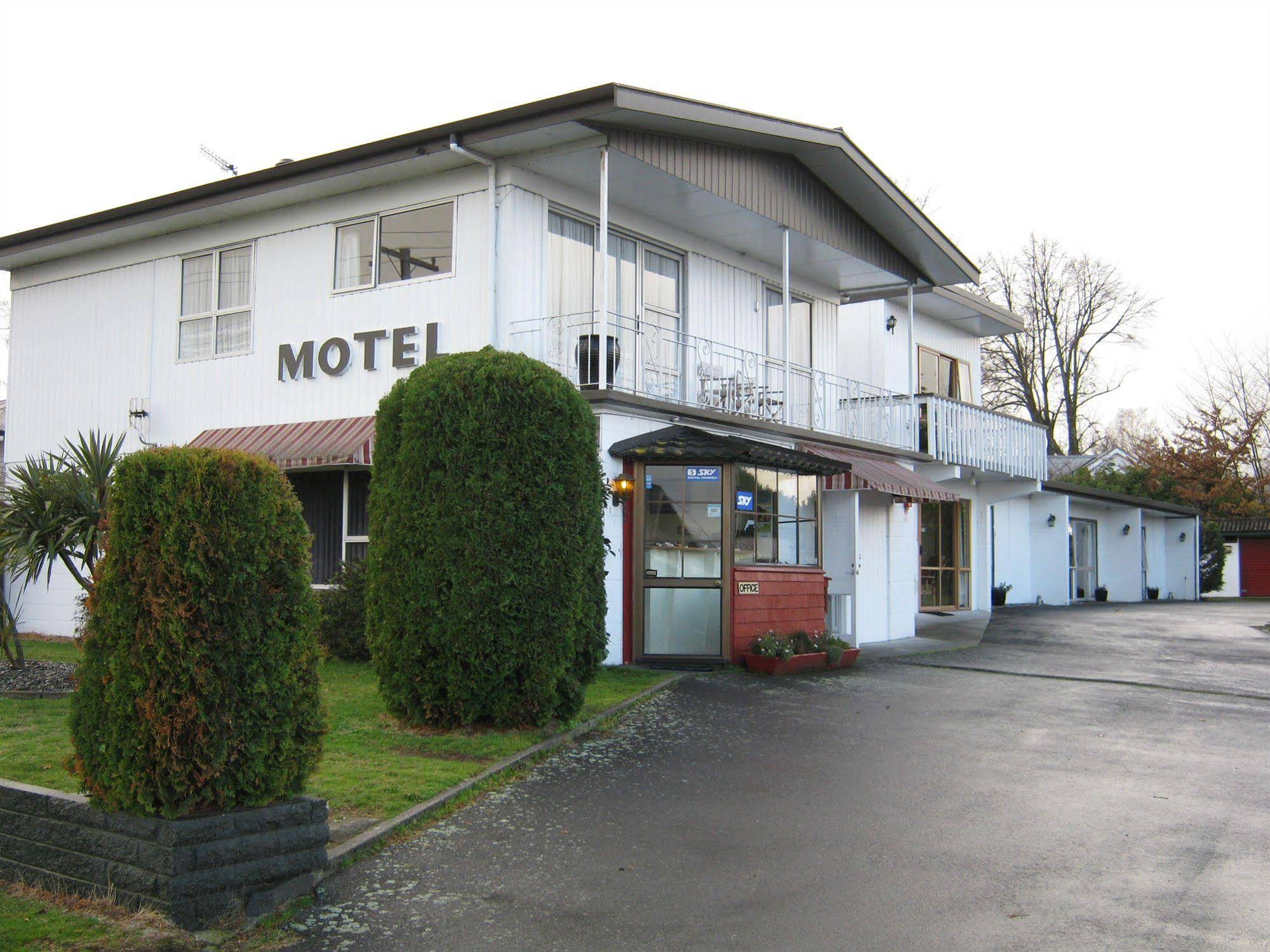 Adelphi Motel