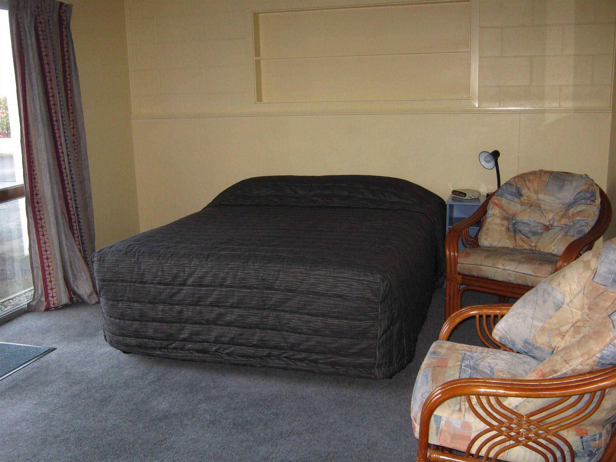 Adelphi Motel