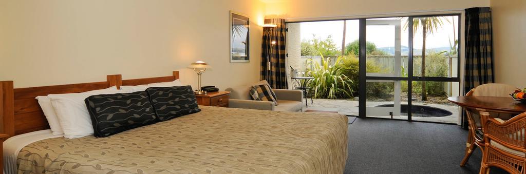 Baycrest Lodge