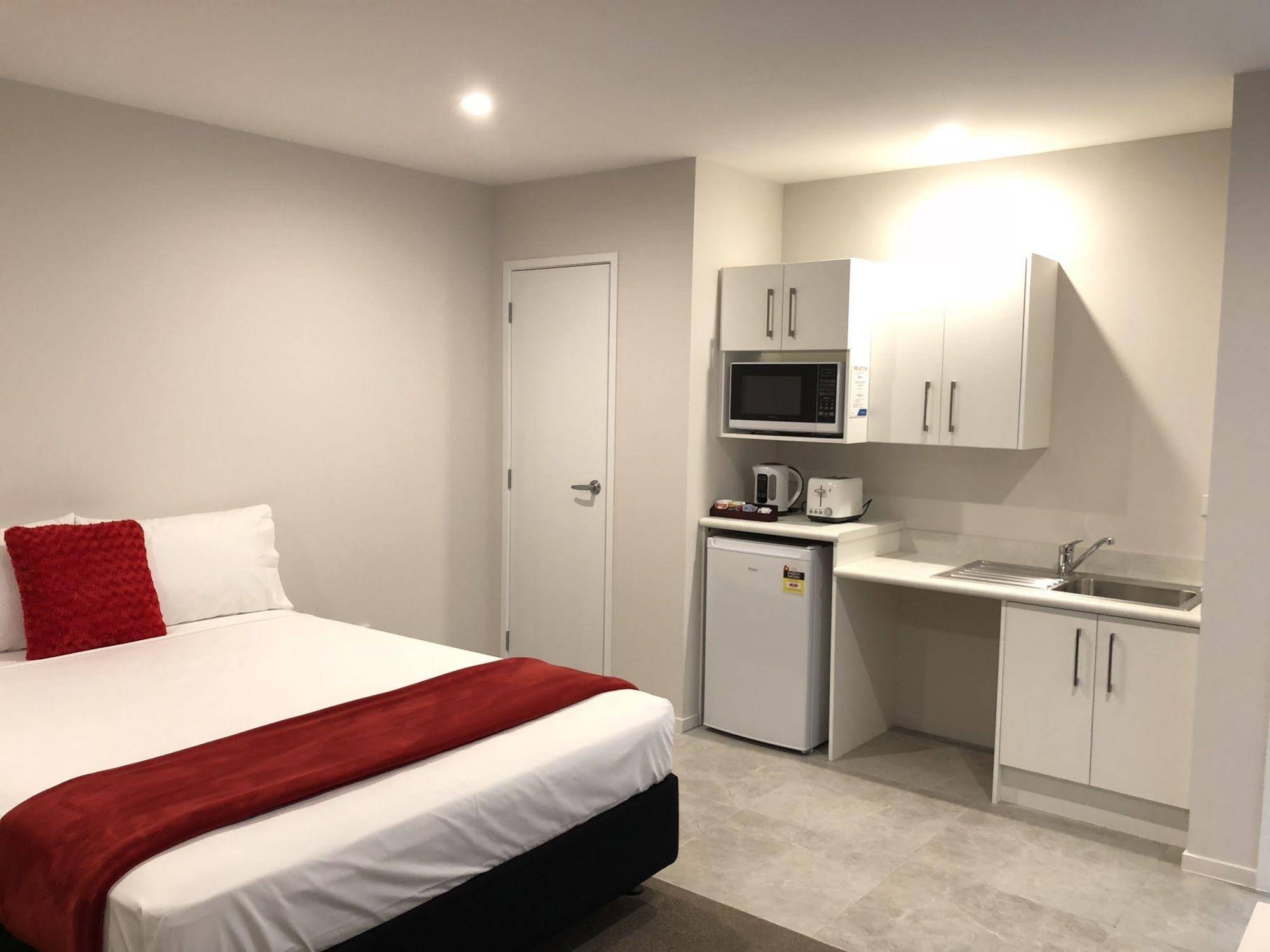 Dunrovin Motel