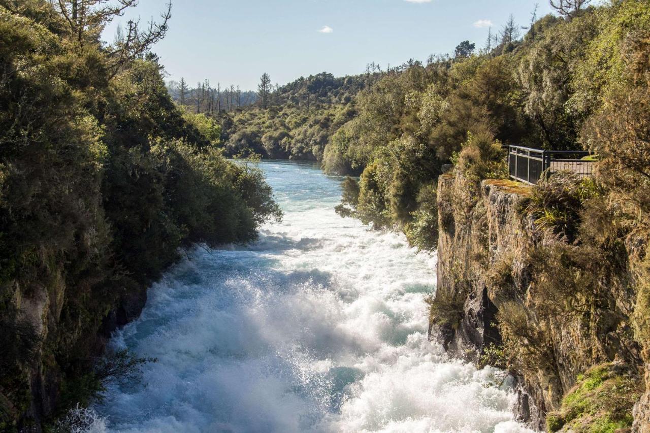 Quality Suites Huka Falls