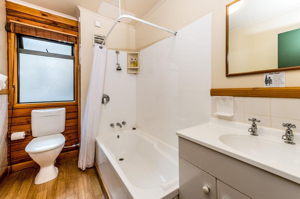 Lakefront Lodge Taupo