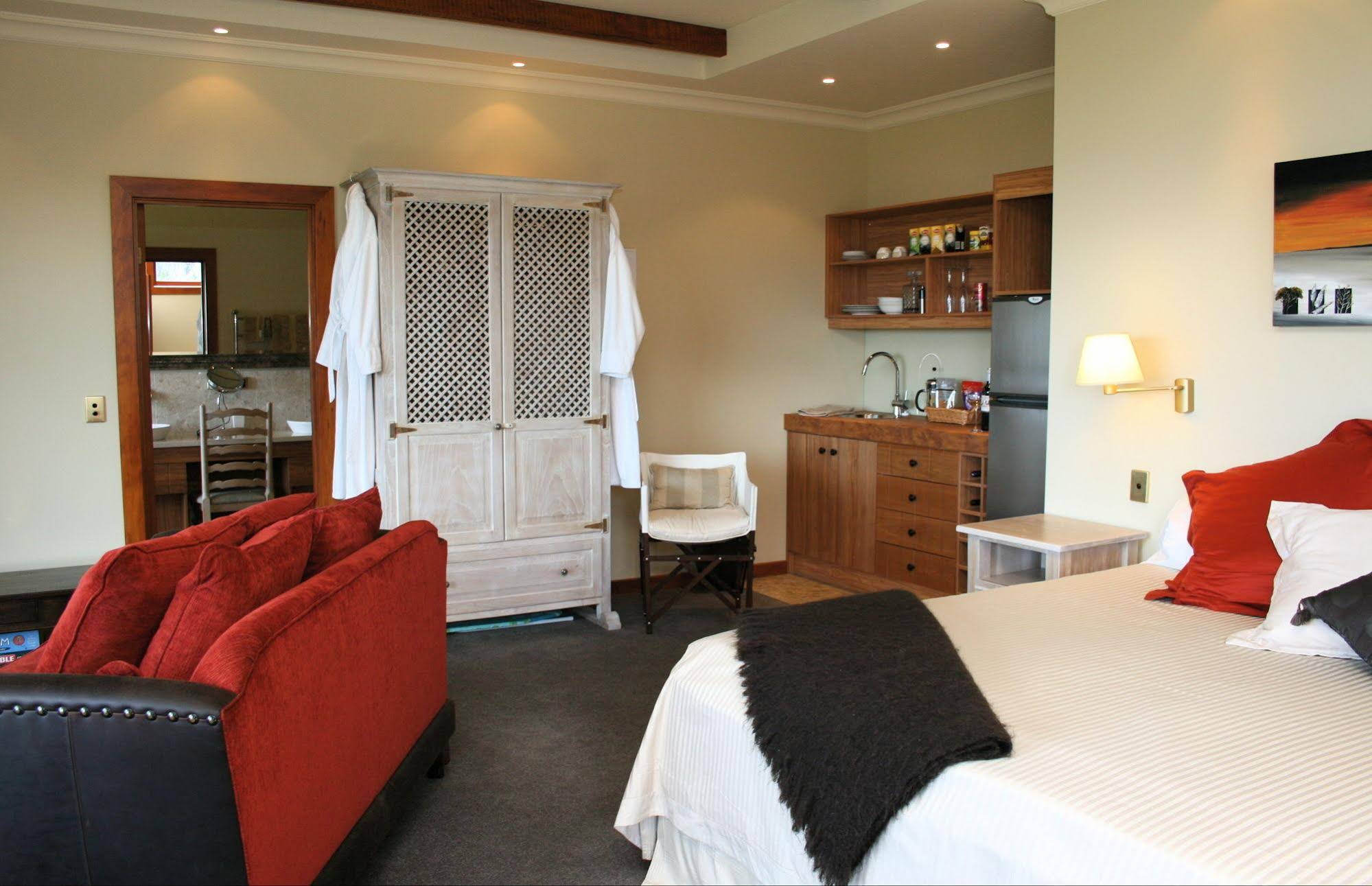 Tauhara Sunrise Lodge