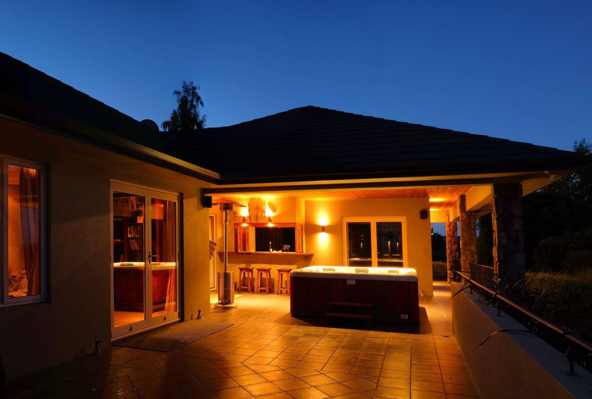 Tauhara Sunrise Lodge