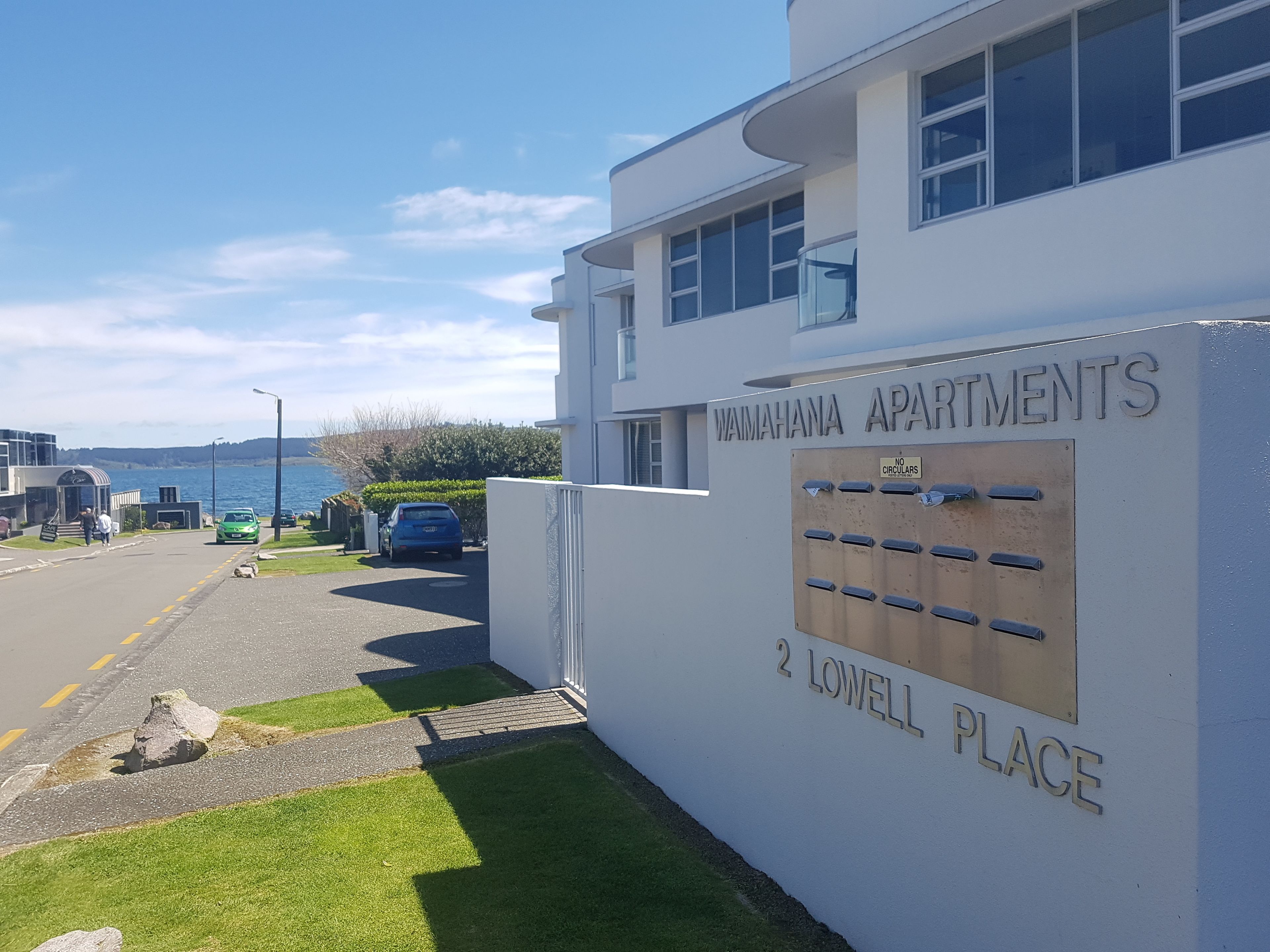 Waimahana Apartments